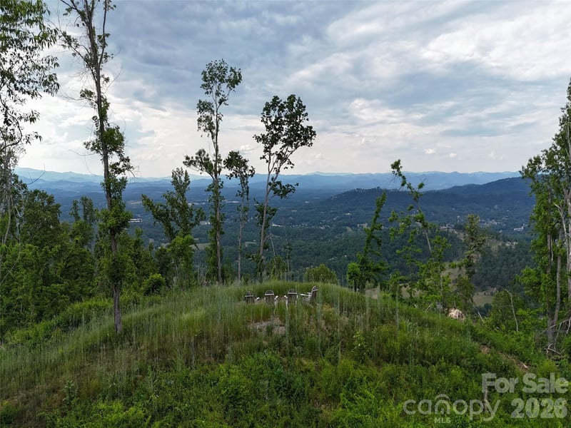 566 Elk Mountain Scenic Hw, Asheville, NC 28804