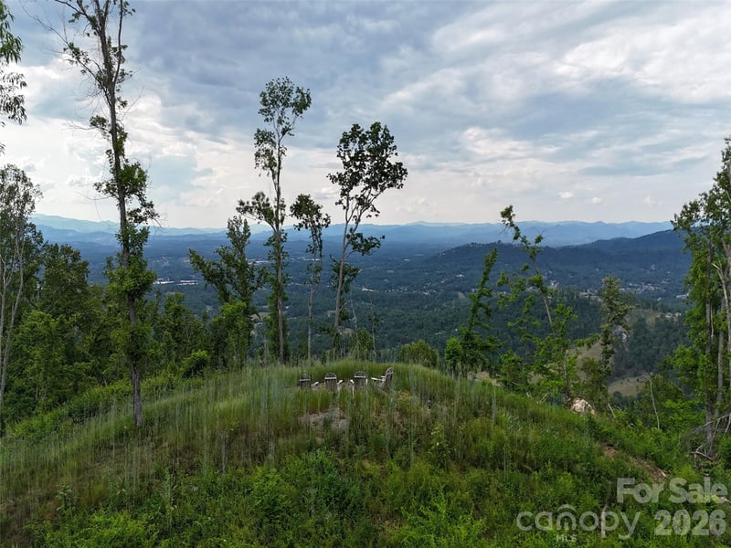 566 Elk Mountain Scenic Hw, Asheville, NC 28804