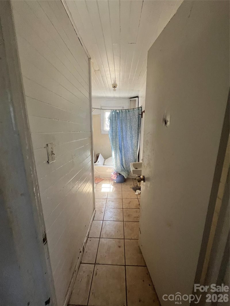 603 Marion St, Badin, NC 28009