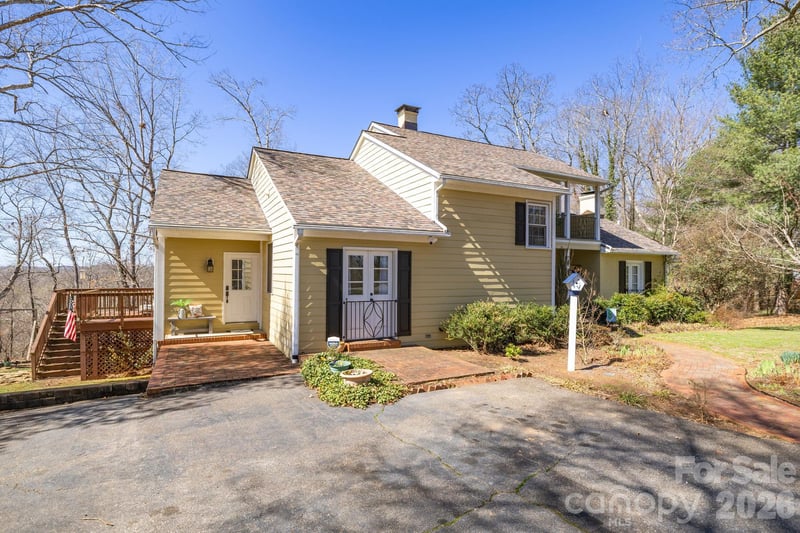 651 Highland Dr, Eden, NC 27288