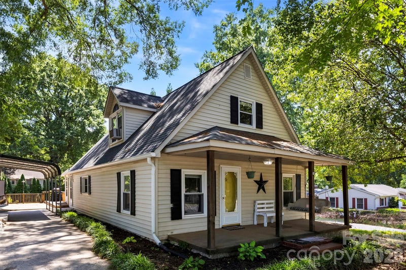 602 Lee Ave, Bessemer City, NC 28016