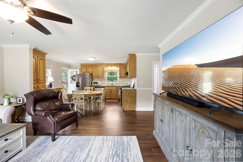 2109 Hollandale Dr, Gastonia, NC 28054