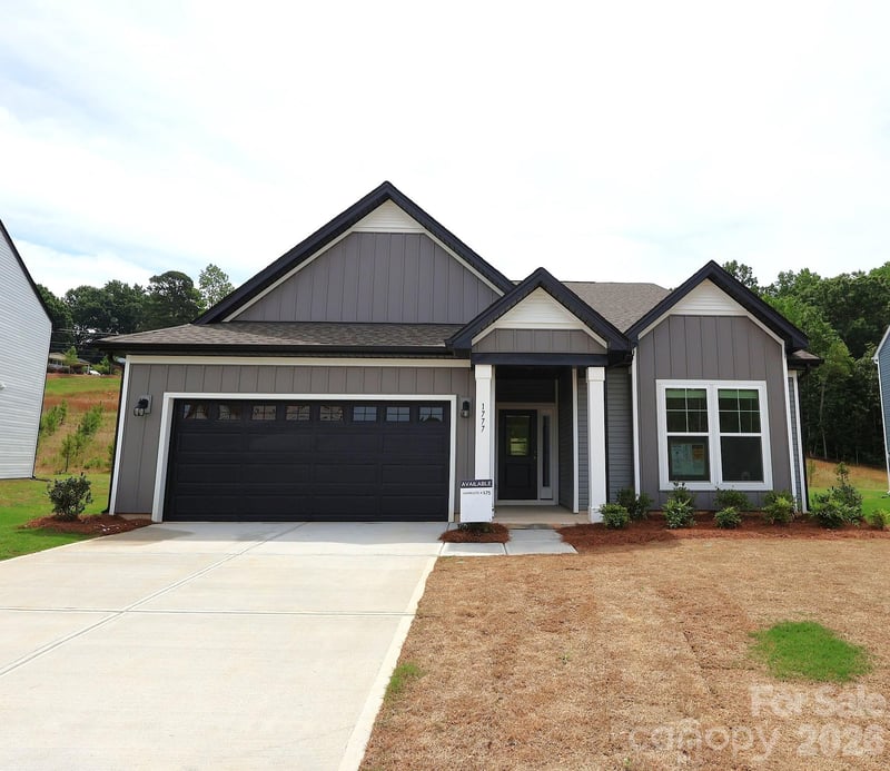 1777 Boulder Ridge Dr, Gastonia, NC 28052