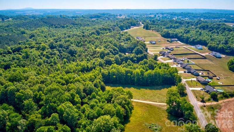 000 Ritchie Rd, Lincolnton, NC 28092