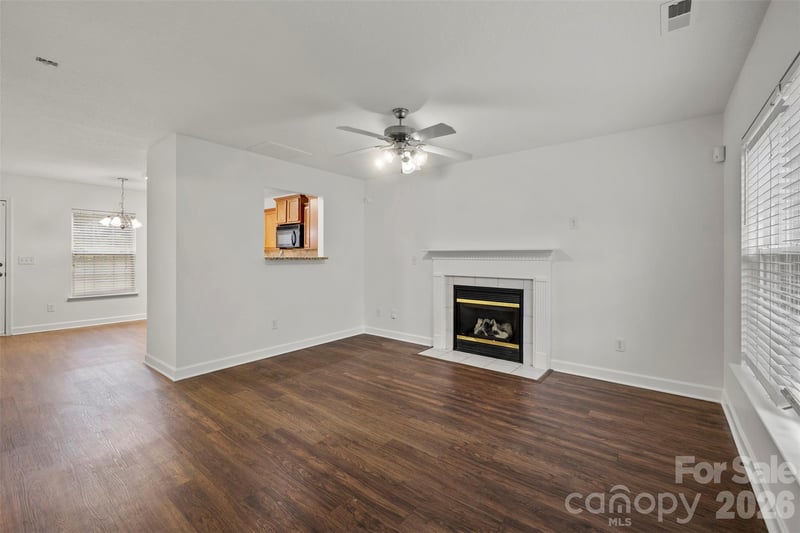 6618 Wicked Oak Ln, Charlotte, NC 28216