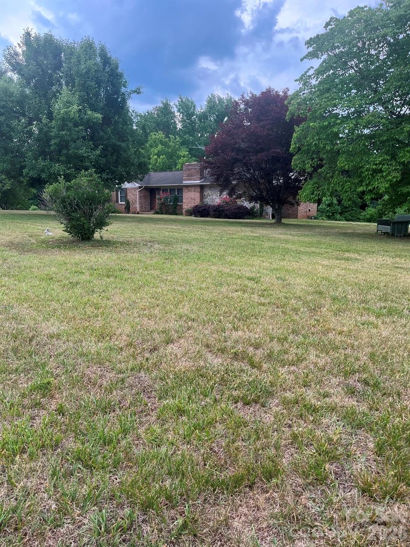 1481 Peeler Rd, Vale, NC 28168