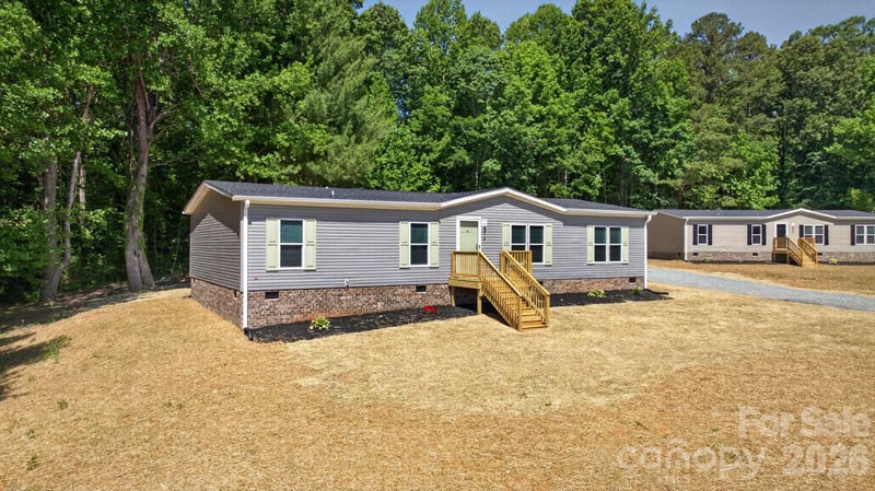 219 Harvick Ln, Lexington, NC 27292