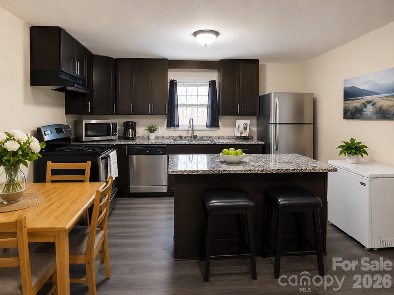1711 Younger Ave, Statesville, NC 28677