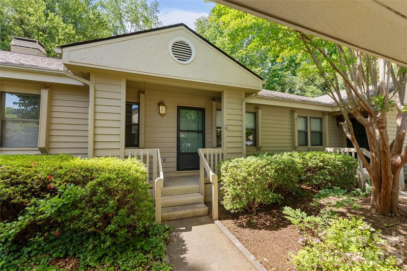 4102 Dominic Ln, Asheville, NC 28805