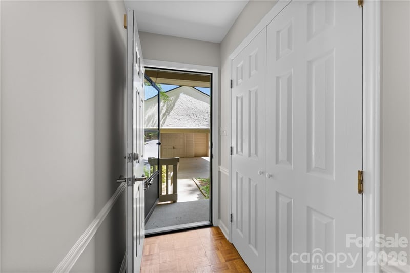 4102 Dominic Ln, Asheville, NC 28805