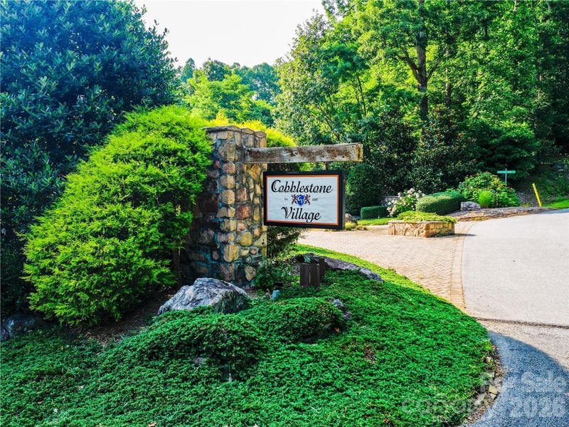 Lot 32 Freedom Trail Ct #32, Zirconia, NC 28790