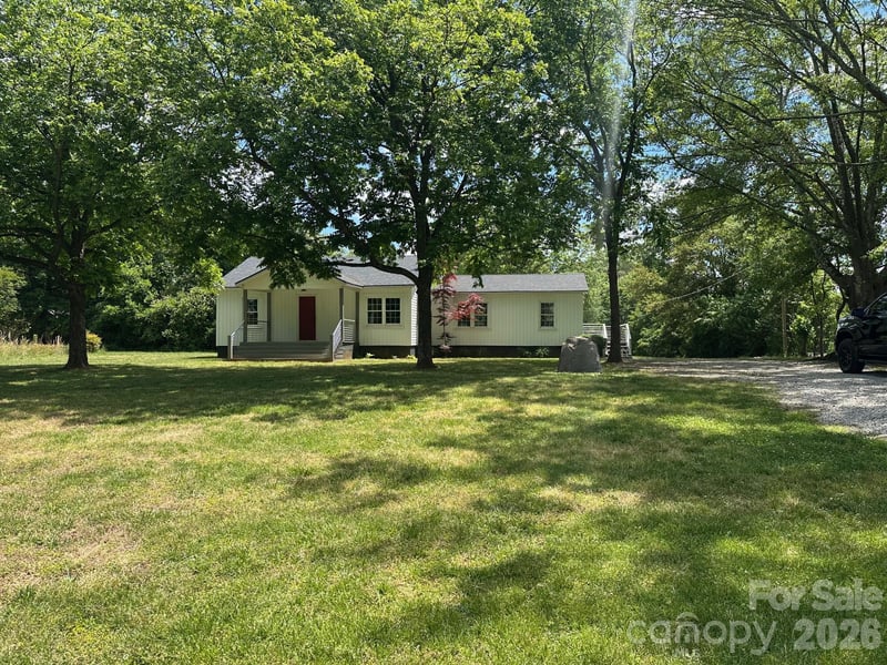 358 Green River Rd, Gaffney, SC 29341