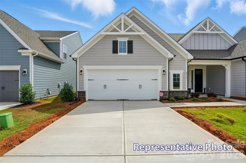 4481 Blue Mound Ct, Stanley, NC 28164