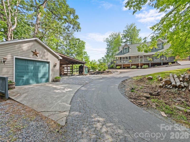 222 Thistle Rg, Clyde, NC 28721