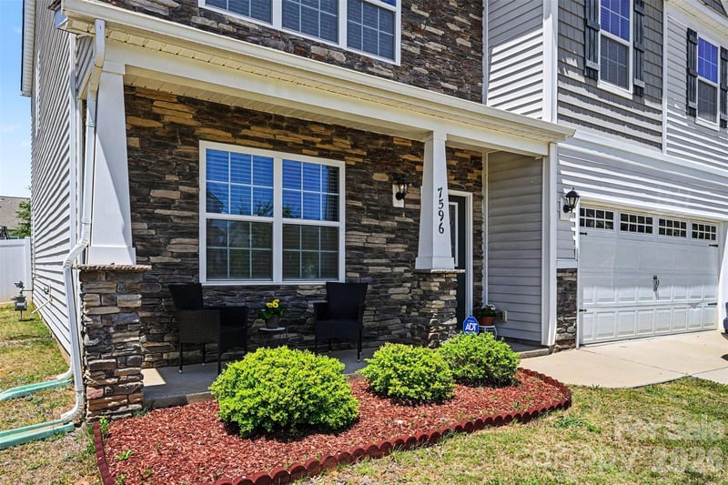 7596 Nolen Farm Dr, Gastonia, NC 28056