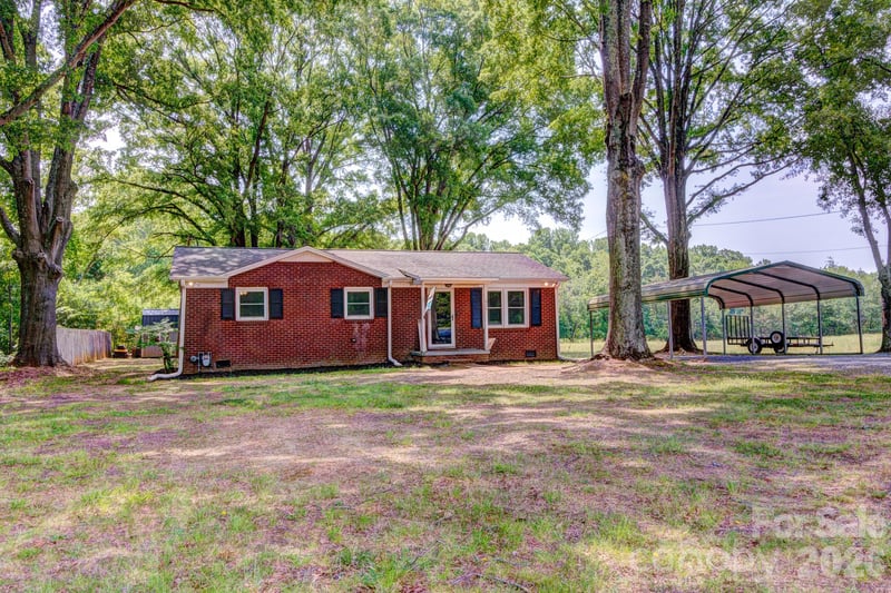 630 Old Stubbs Rd, Cherryville, NC 28021