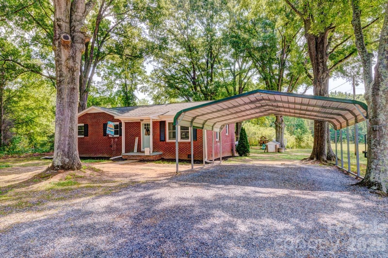 630 Old Stubbs Rd, Cherryville, NC 28021