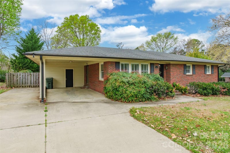 1107 Ebinport Rd, Rock Hill, SC 29732