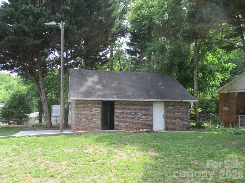 307 6th St, Belmont, NC 28012