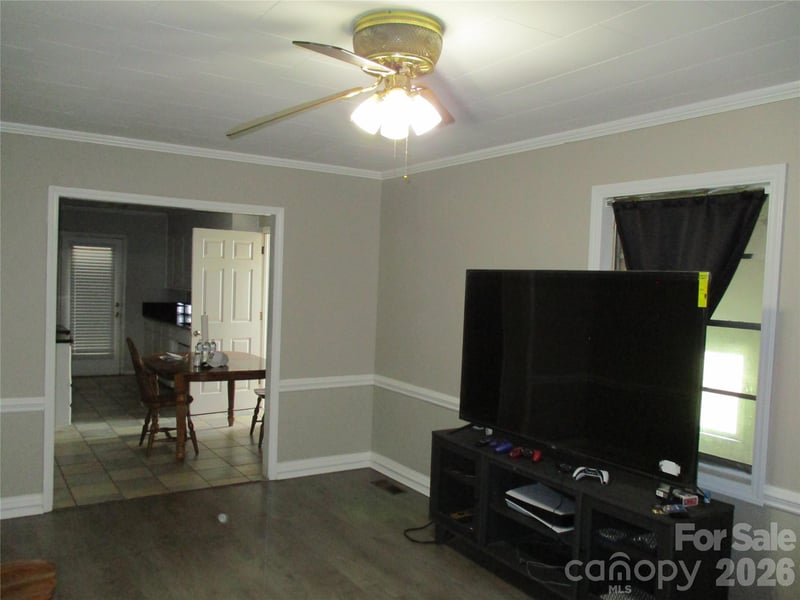307 6th St, Belmont, NC 28012