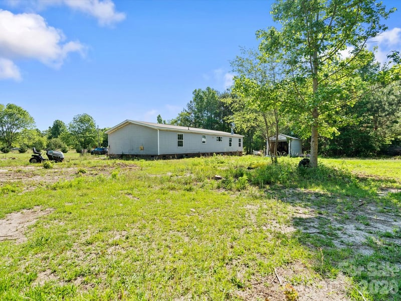 292 Longhorn Ln, Cheraw, SC 29520