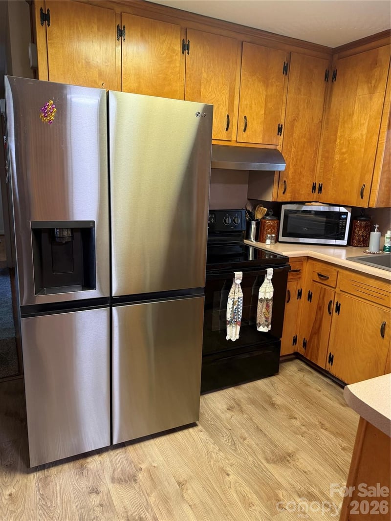 9108 Wilson Heights Ave, Hildebran, NC 28637