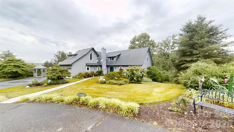 518 Forest Ridge Dr, Mars Hill, NC 28754