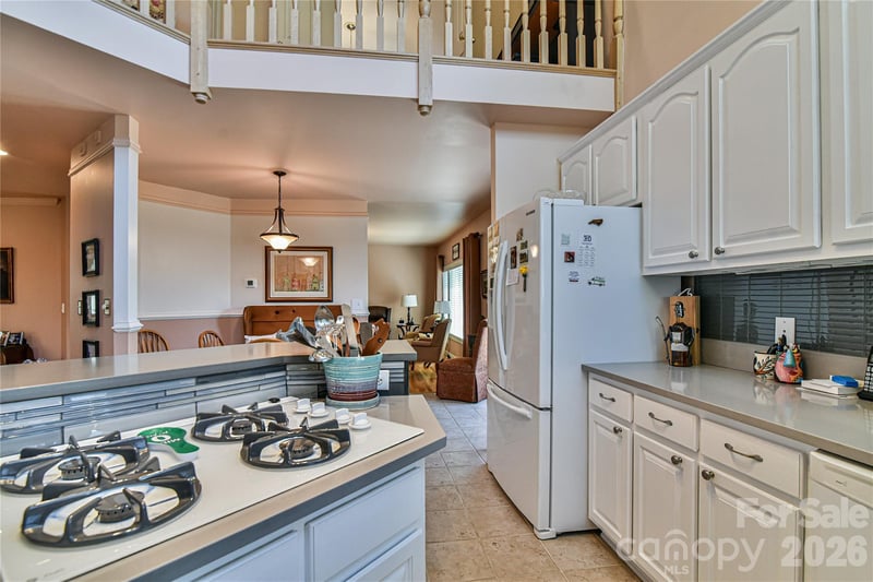 518 Forest Ridge Dr, Mars Hill, NC 28754