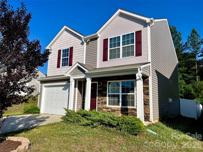 597 Bloomover St, Concord, NC 28025