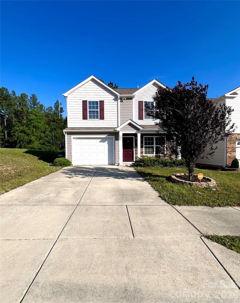597 Bloomover St, Concord, NC 28025
