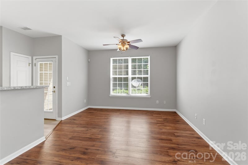 7723 Abigail Glen Dr, Charlotte, NC 28212