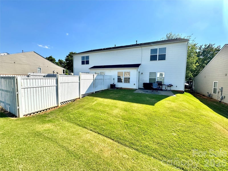 6342 Ziegler Ln, Charlotte, NC 28269