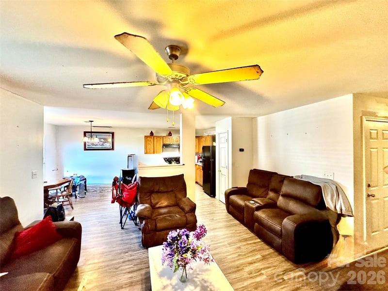 6342 Ziegler Ln, Charlotte, NC 28269