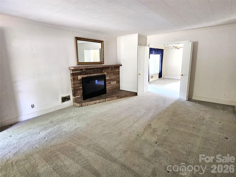 557 Goldmoor Dr, Concord, NC 28025