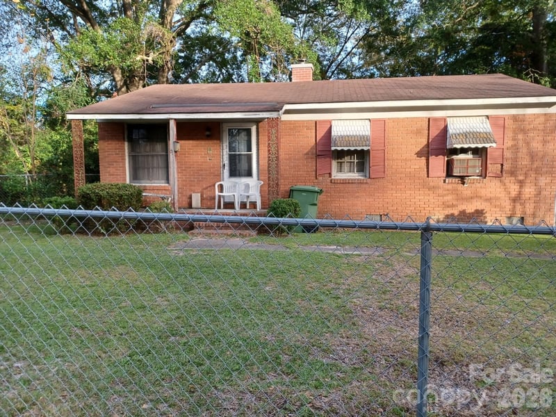806 Brunson St, Florence, SC 29506