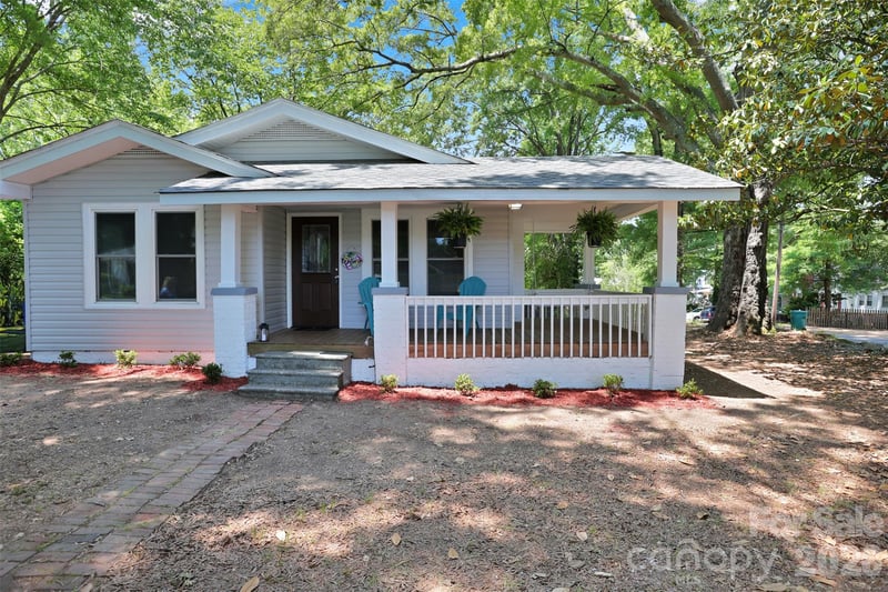 445 Peachtree St, Albemarle, NC 28001