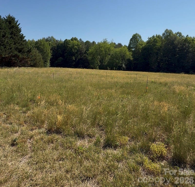 Glade Creek Dr, Taylorsville, NC 28681