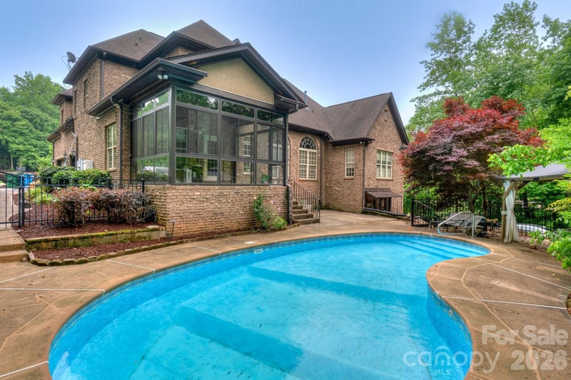 6543 Robin Hollow Dr, Mint Hill, NC 28227