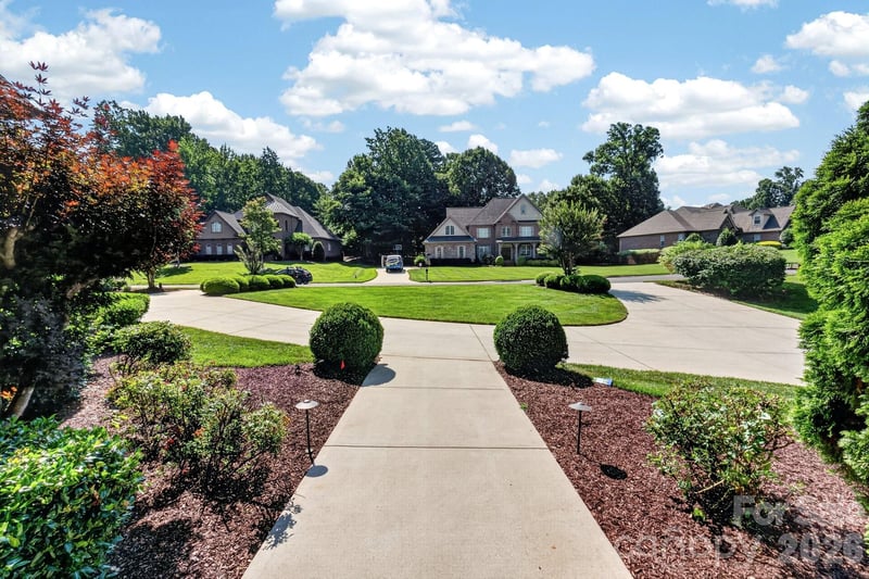 6543 Robin Hollow Dr, Mint Hill, NC 28227