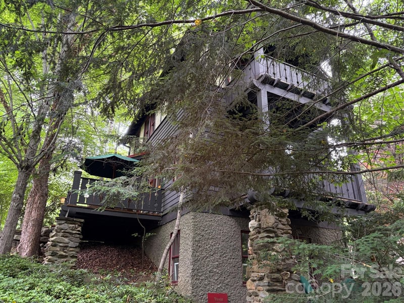 46 Cheshire Dr, Black Mountain, NC 28711