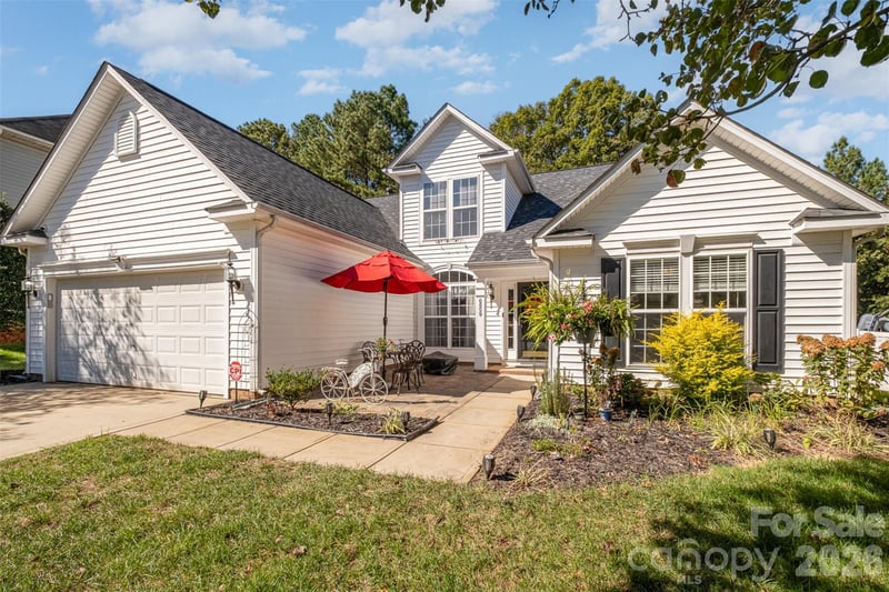 6859 Lakecrest Ct, Denver, NC 28037