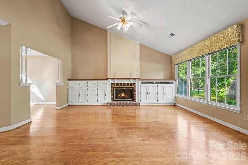 3032 Oakcroft Dr, Matthews, NC 28105