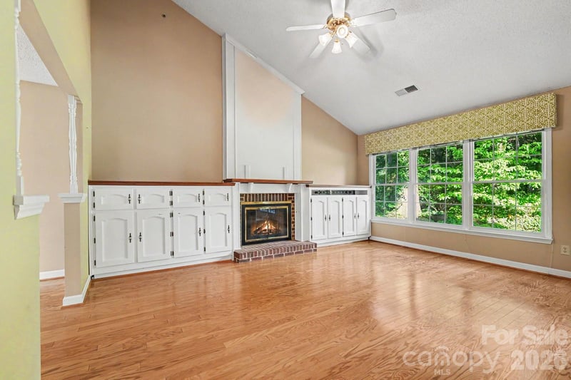 3032 Oakcroft Dr, Matthews, NC 28105