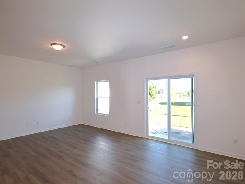 2718 Yeager Dr, Concord, NC 28027