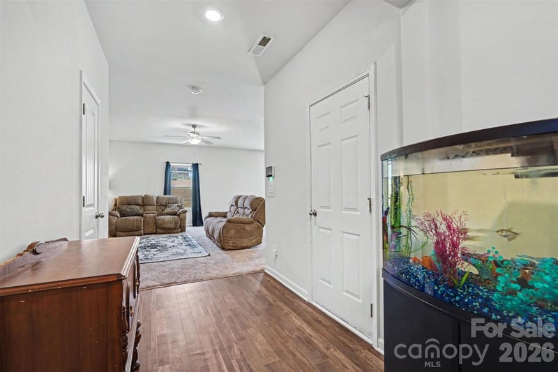 1112 Creedmore Ct, Charlotte, NC 28215