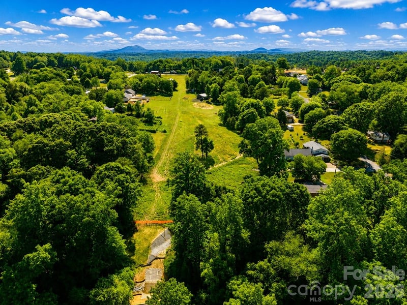 Kent Dr, Newton, NC 28658