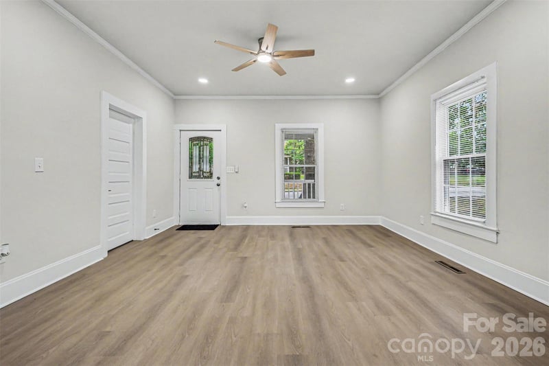 303 10th St, Kannapolis, NC 28083