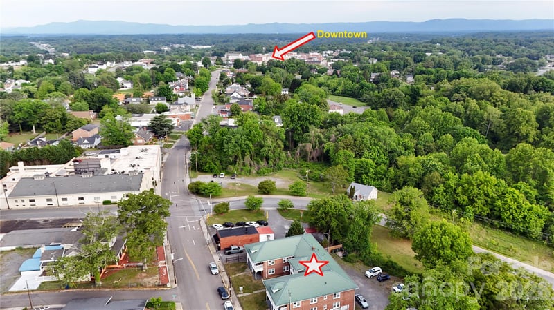 1007 Main St, Mount Airy, NC 27030