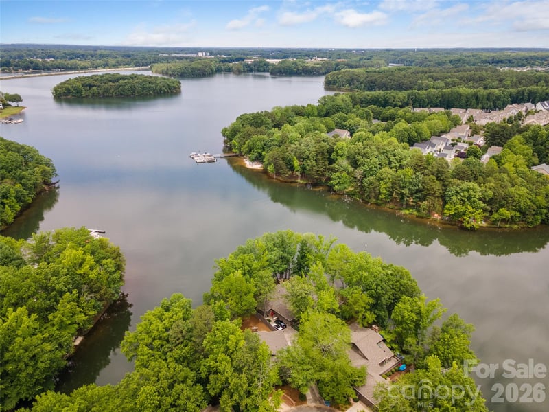 449 Windward Dr, Davidson, NC 28036