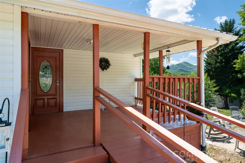 106 Aloha Circle Extension, Candler, NC 28715